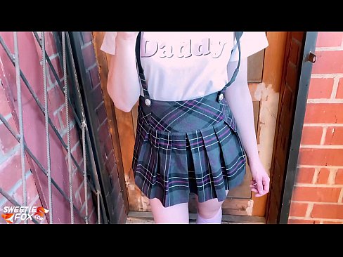 ❤️ Schoolgirl Sucks a dick gu domhainn agus fucks an àite clasaichean. ❤❌  Super porn  leinn gd.com-porn-zog.ru